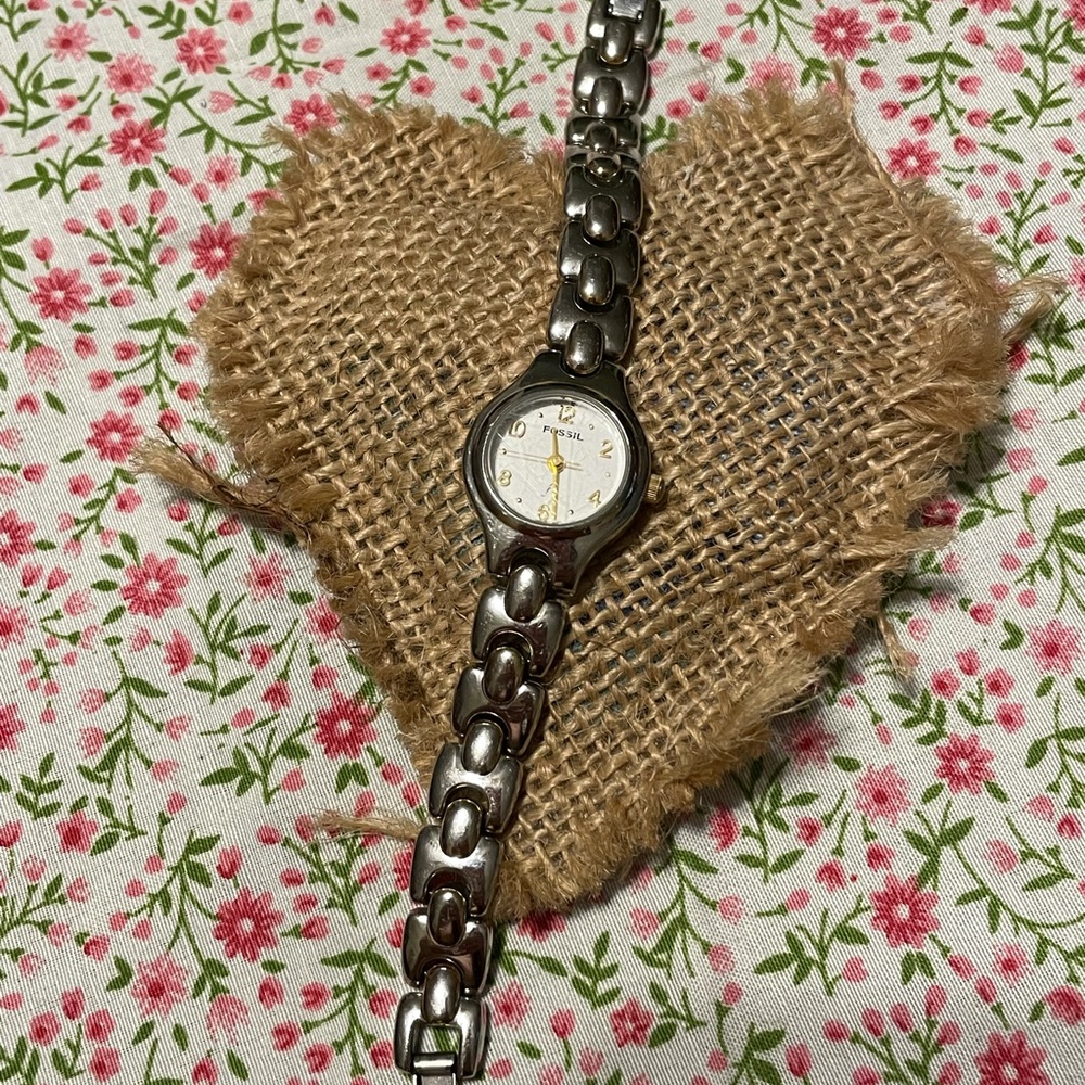 ⏰Vintage Fossil Two Tone Ladies Watch